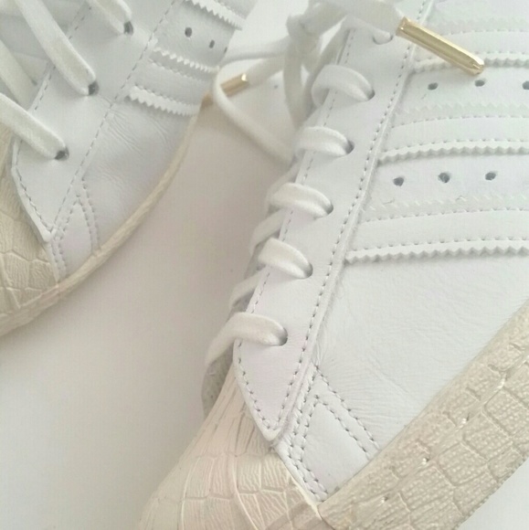 Adidas Gold White Superstar 80s Snakeskin Texture - Picture 2 of 8
